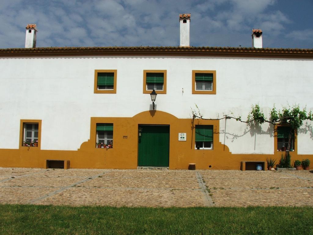 Casa Rural Dehesa De Solana Эррера-де-Алькантара Экстерьер фото
